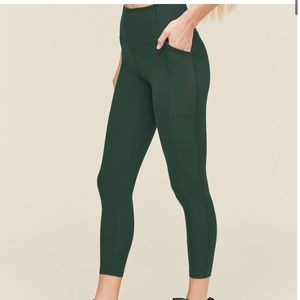 Girlfriend Collective pocket leggings 23.75in Moss